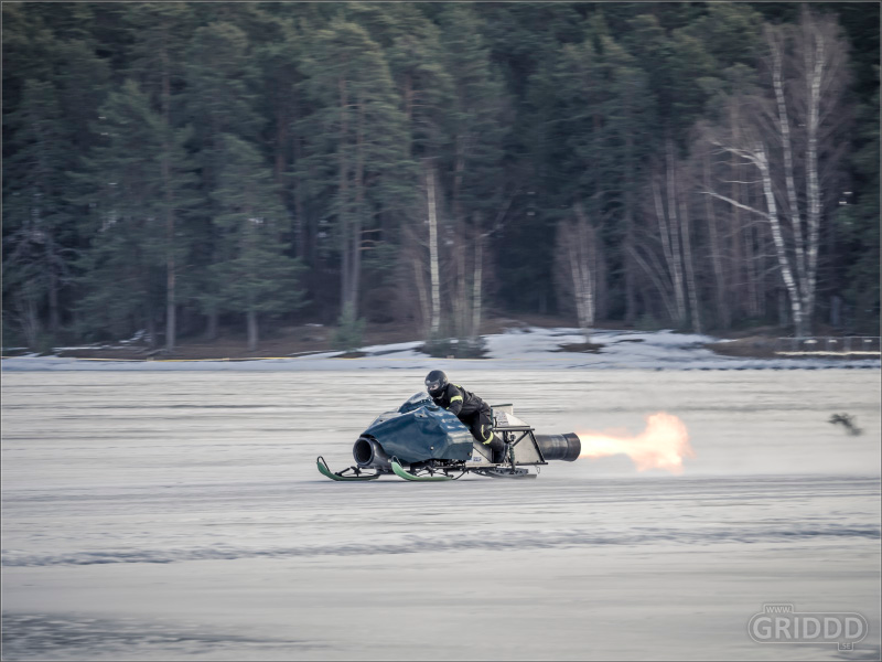 Illustration for article titled Every Vehicle Is Crazier Than The Last At Sweden's Wackiest Ice Race